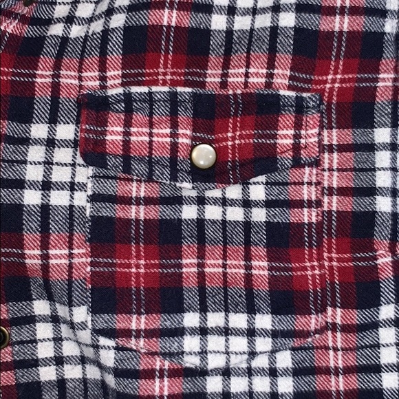 Red flannel! - Picture 2 of 5